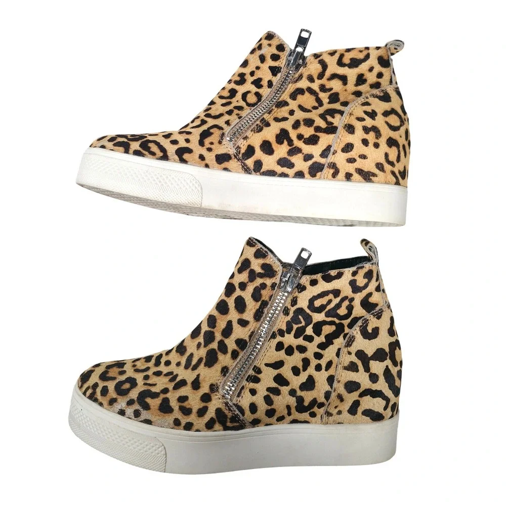 Steve Madden Wedgie Leopard Cow Hair Leather Hidden Wedge Zip Up Sneakers 8M